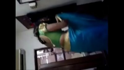 Indian Housewife Change Saree In Xxx - Newly Married Housewife Saree Change Video - Hot Indian Sex